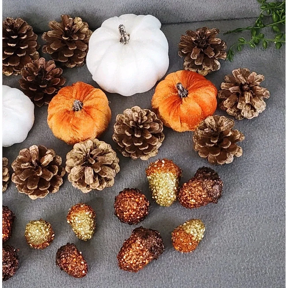 Fall Thanksgiving Bowl Filler Table Scatter Pumpkins Acorns Pinecones 35 Pc NEW